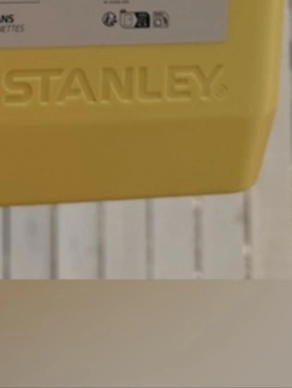 Stanley Adventure Easy-Carry Cooler 16 Qt New - Picture 2 of 5